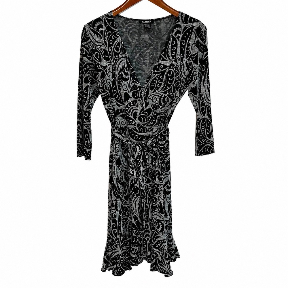 Glamour Womens Size 8 Black Gray Paisley Wrap Dress 3/4 Sleeve Lettuce Hem VNeck
